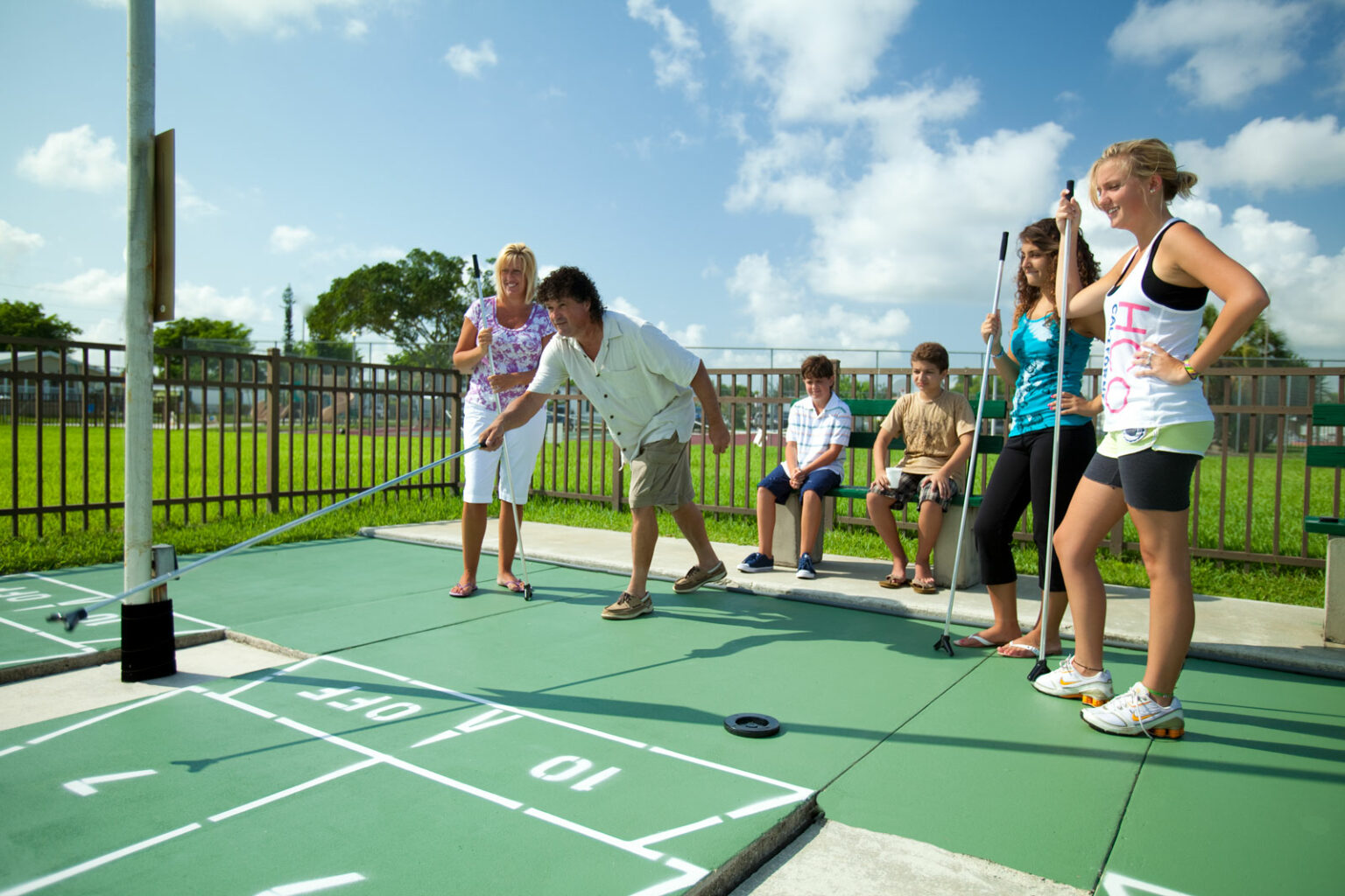 shuffleboard medium